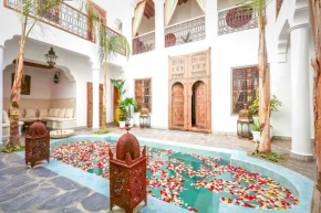Marrakesh Villa Sleeps 14 with Pool